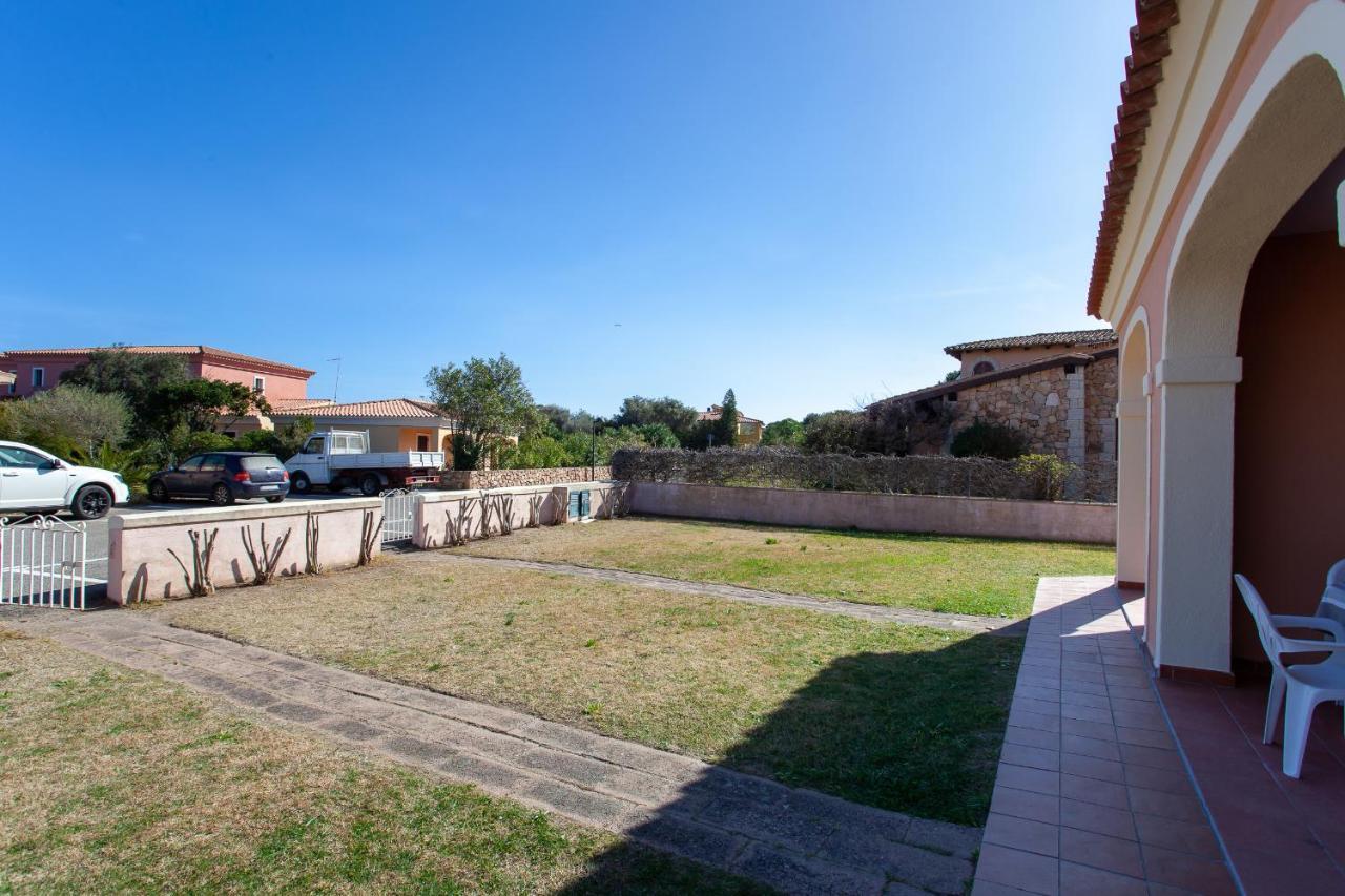 Residence Cinta 5 San Teodoro  Exterior foto