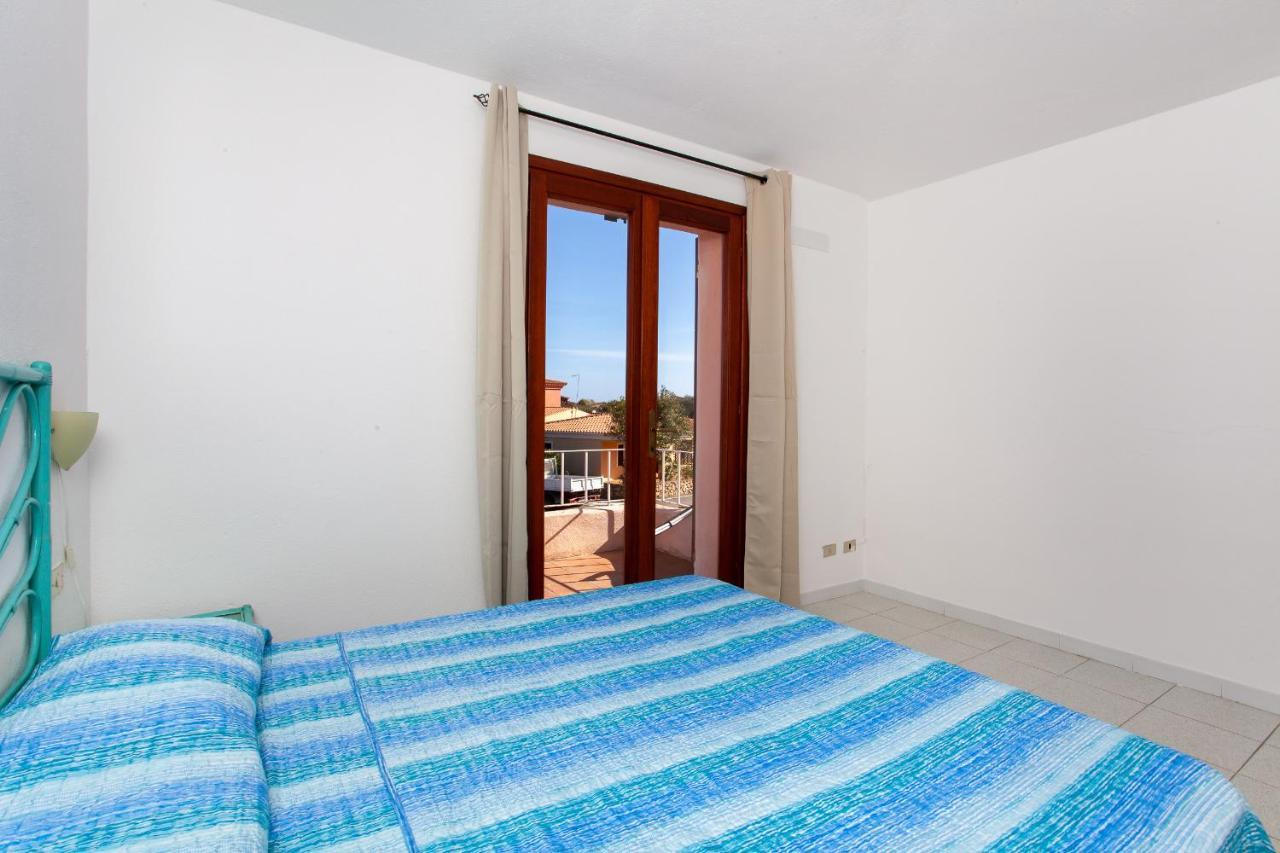Residence Cinta 5 San Teodoro  Exterior foto